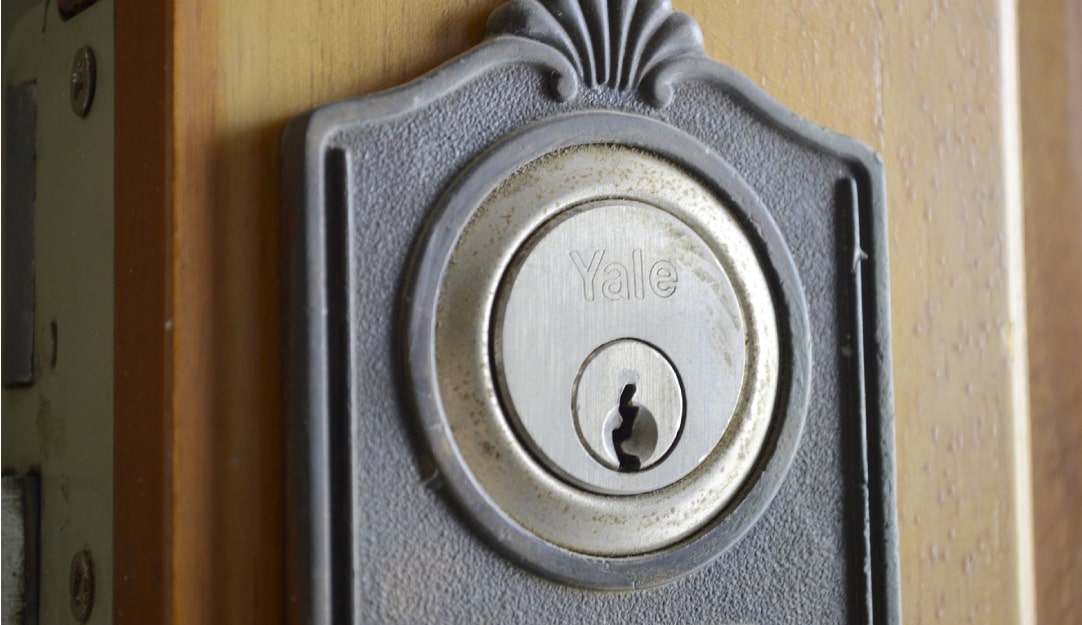 Cylinder Rim Locks (Yale Locks)